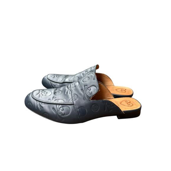 G/FORE Women's Debossed Skull and Bones Mule Street Shoes - Twilight - 8.5 - Picture 5 of 11